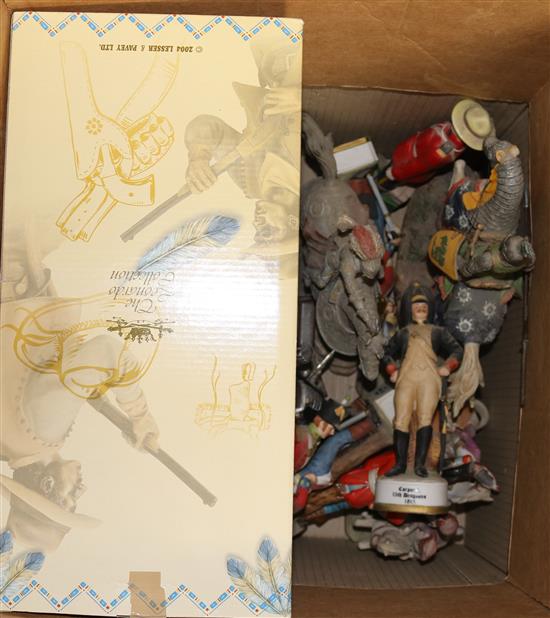 Large collection of ceramic and other model soldiers etc